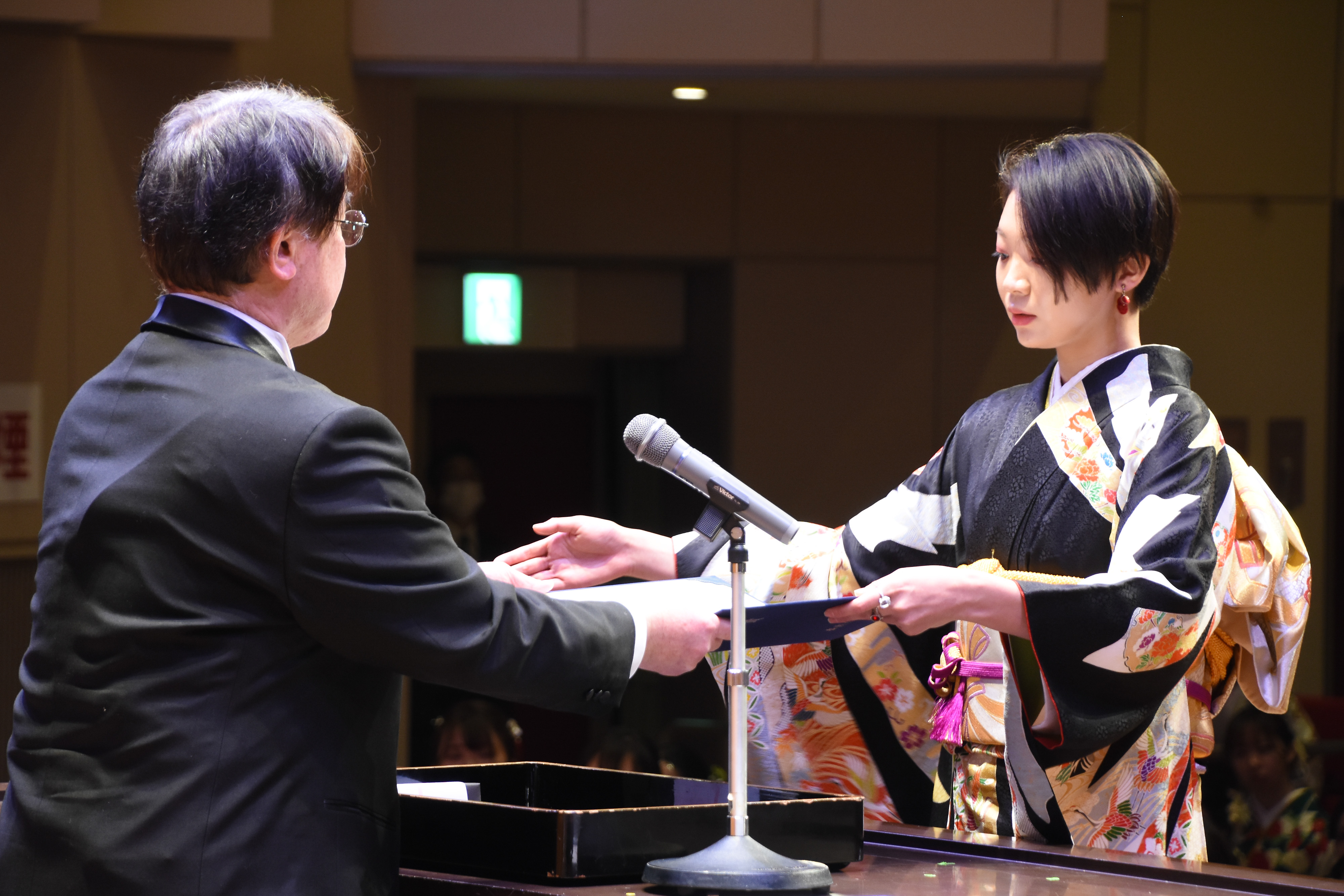 写真：42号表紙